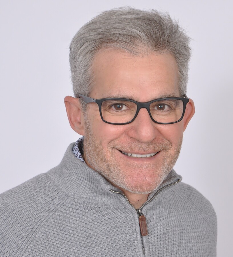 Andy Dow